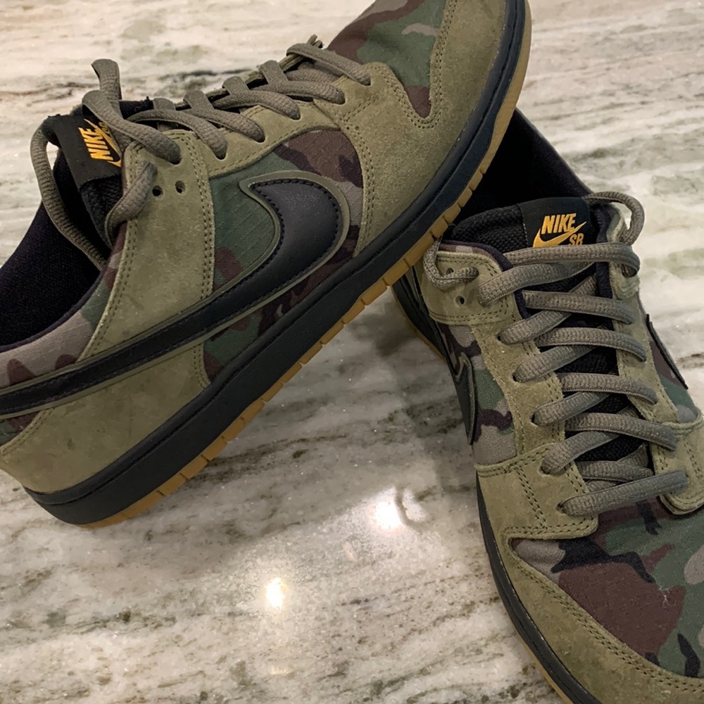 Nike SB Dunk Low Pro